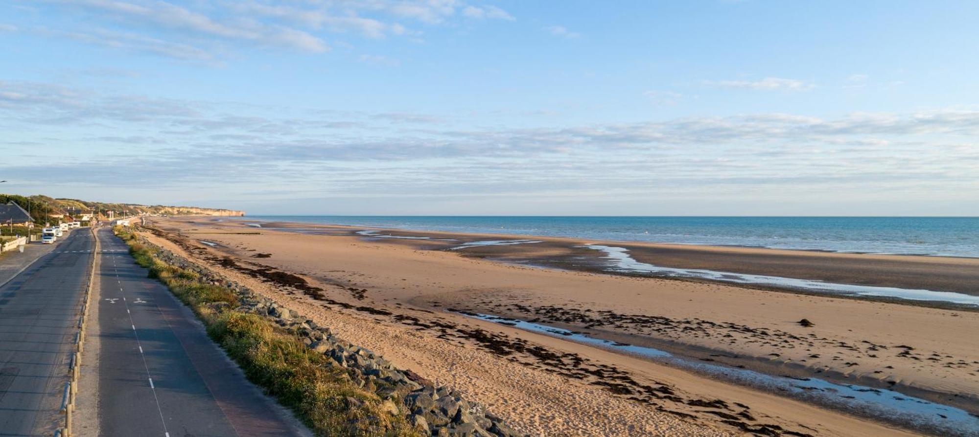 Appartement dans maison neuve cosy avec terrasse 5 mn de Bayeux et 10 mn plage du débarquement Sommervieu Esterno foto